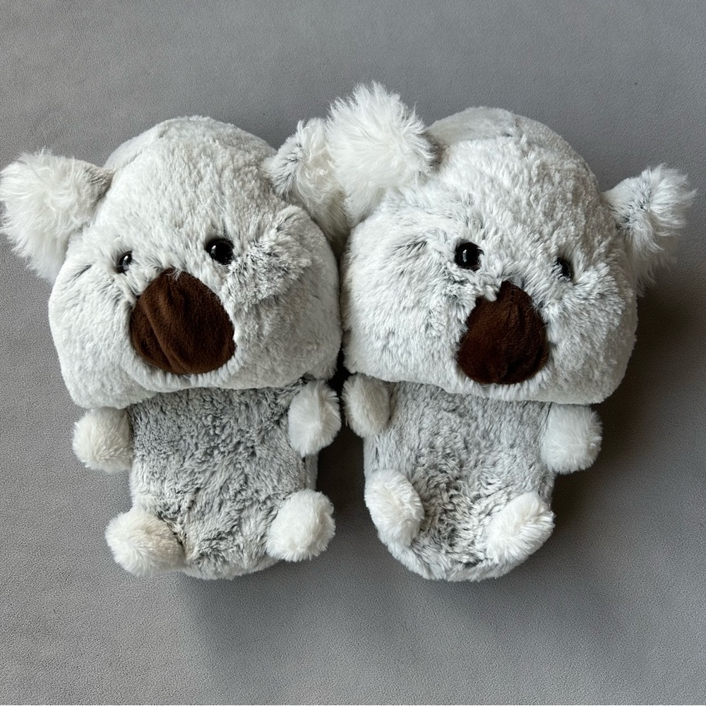 Koala Slippers ~ Adult Size ~ Approx Women’s Size 8+ Men’s Size 6+